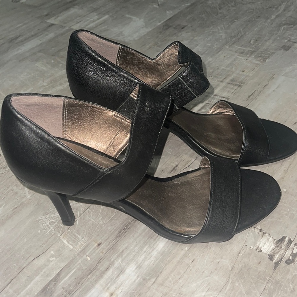 Black Small heel